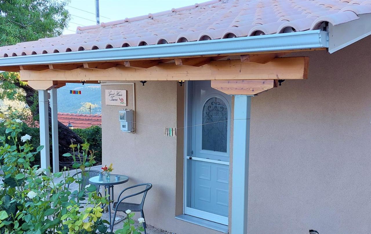 Guest House Tsanes Pinakokhorion Екстериор снимка